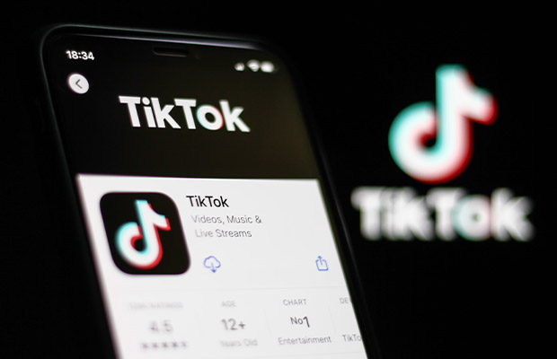 How To Repost On Tiktok? Updated Guide 2022 - MediaXZ